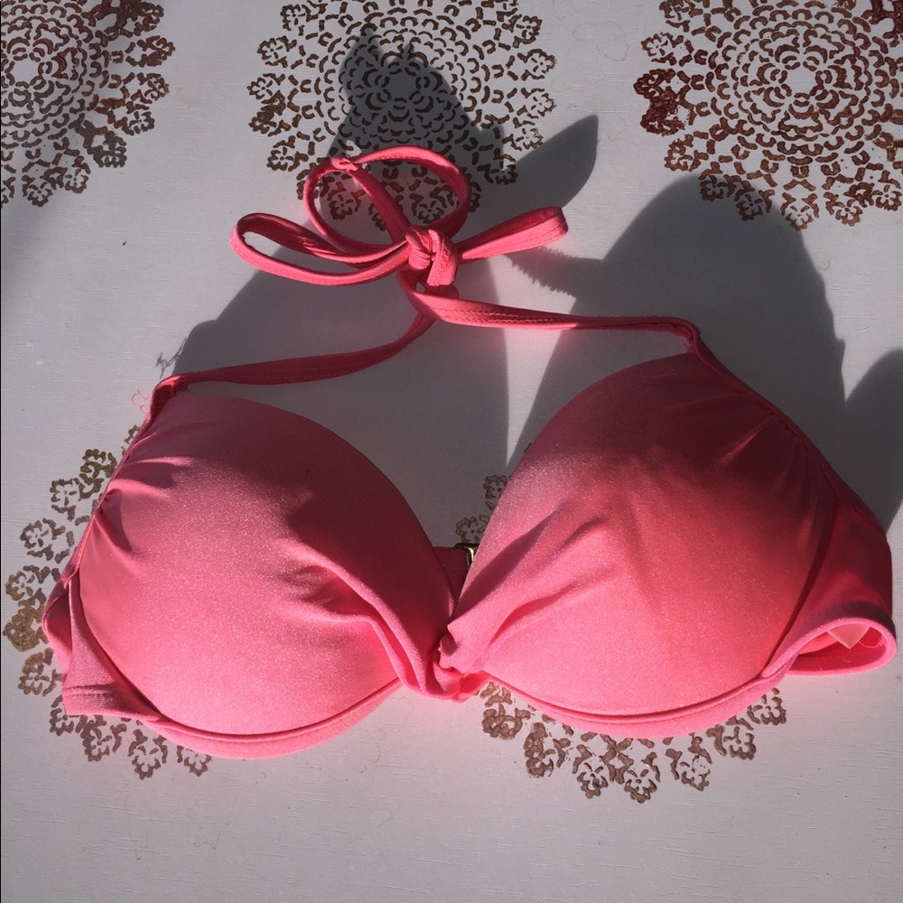 Woman’s Bikini Top